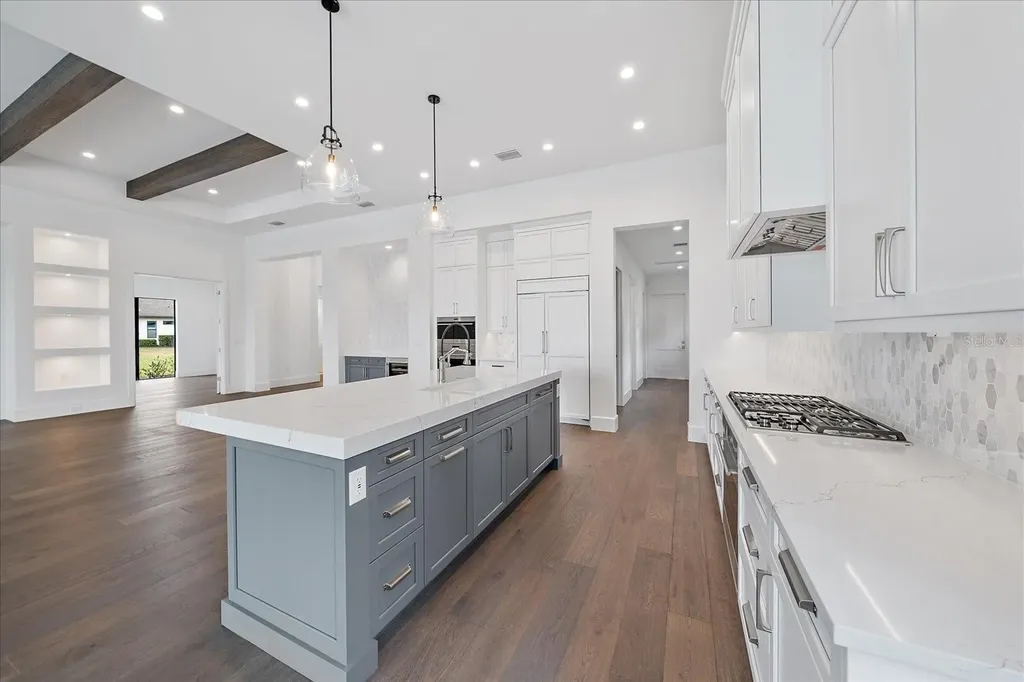 3739 Caledonia Lane Sarasota FL 34240