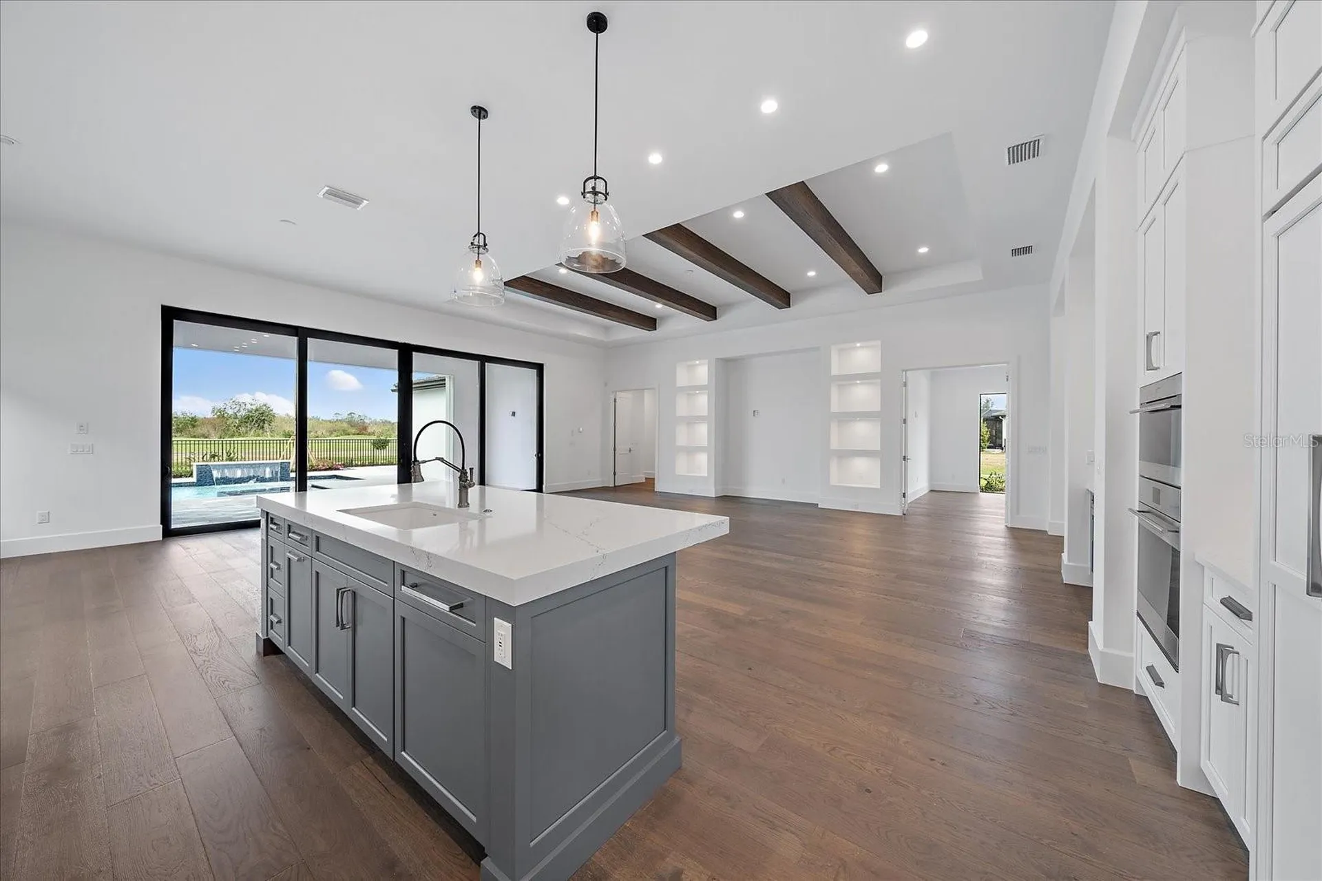 3739 Caledonia Lane Sarasota FL 34240