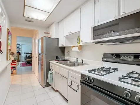 6015 19th Street N St Petersburg FL 33714