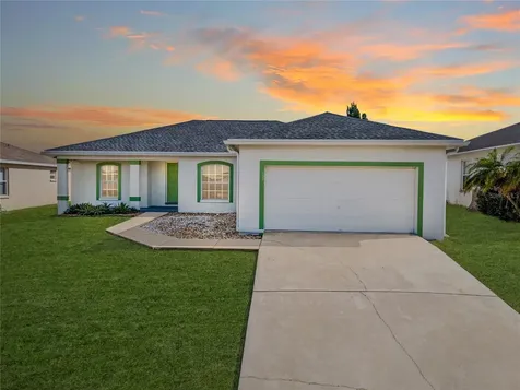130 Winsor Avenue Davenport FL 33837
