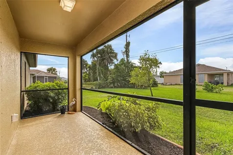 1412 SW 8th Court Cape Coral FL 33991