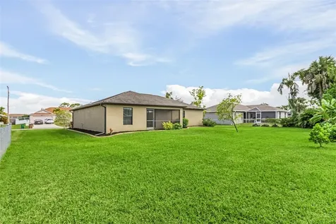 1412 SW 8th Court Cape Coral FL 33991