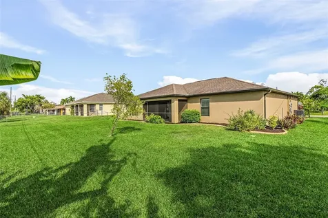 1412 SW 8th Court Cape Coral FL 33991