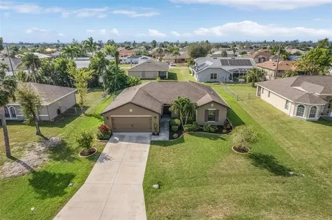 1412 SW 8th Court Cape Coral FL 33991