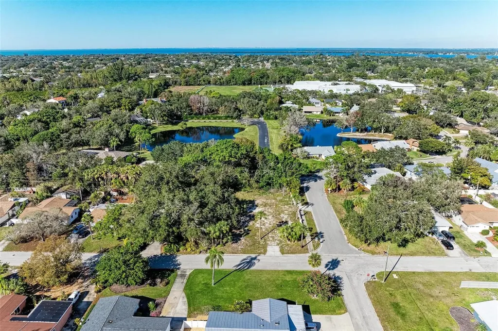 210 77th Street NW Bradenton FL 34209