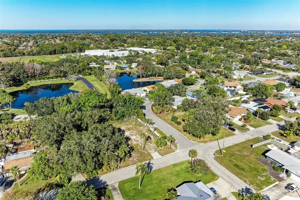 210 77th Street NW Bradenton FL 34209