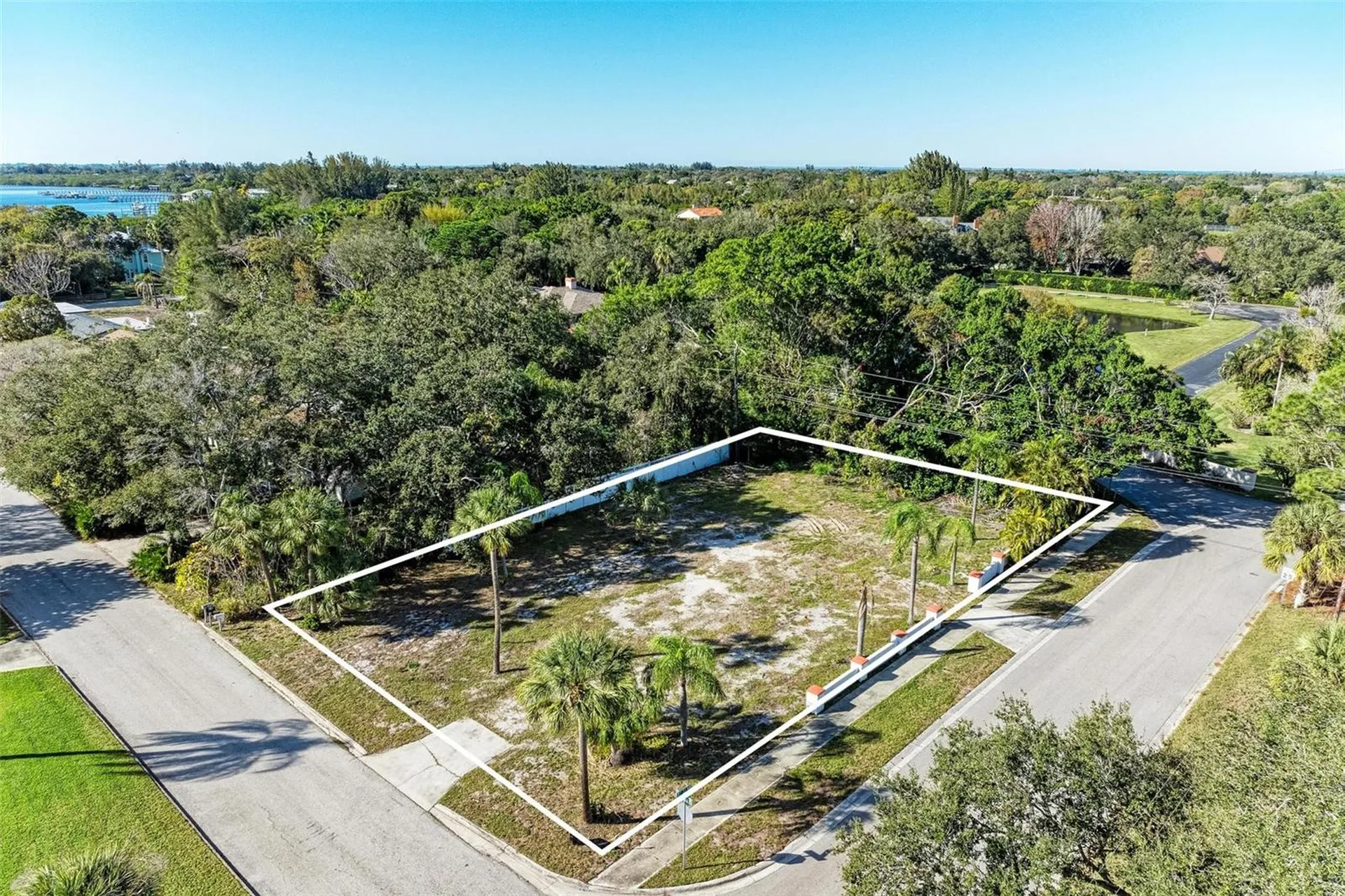 210 77th Street NW Bradenton FL 34209