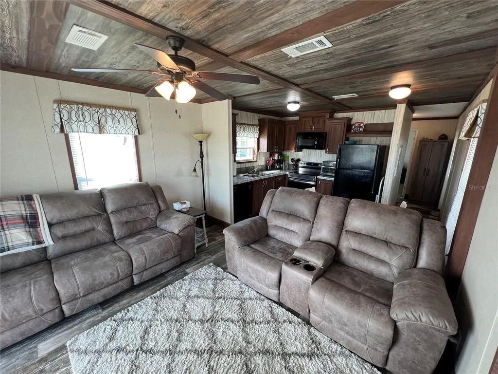 5143 Northshore Drive Polk City FL 33868