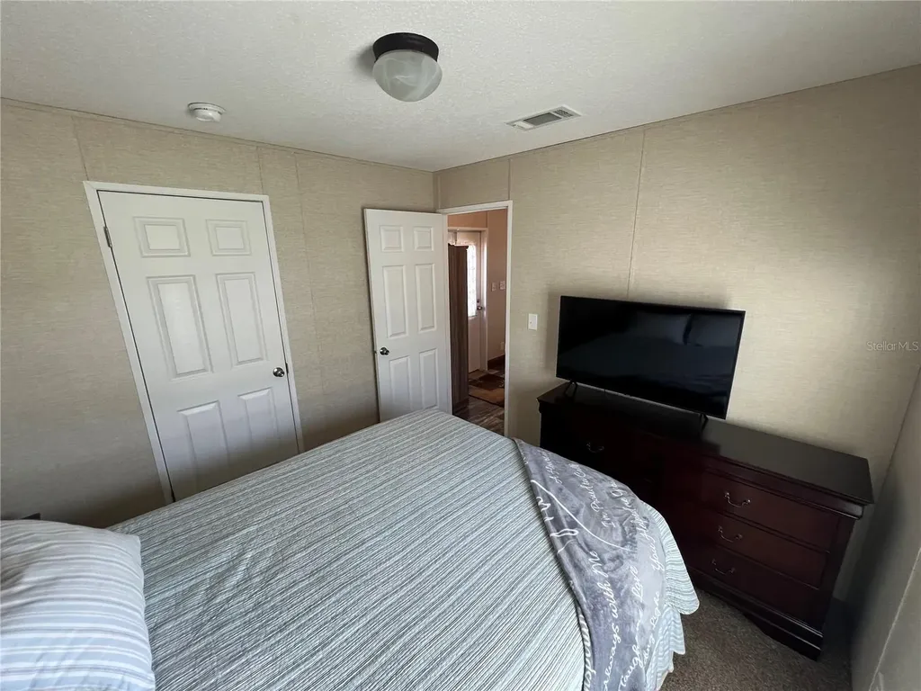 5143 Northshore Drive Polk City FL 33868