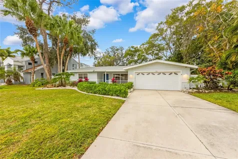 469 Magellan Drive Sarasota FL 34243
