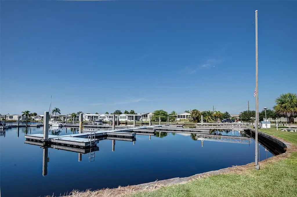 16 Freeman Avenue Punta Gorda FL 33950