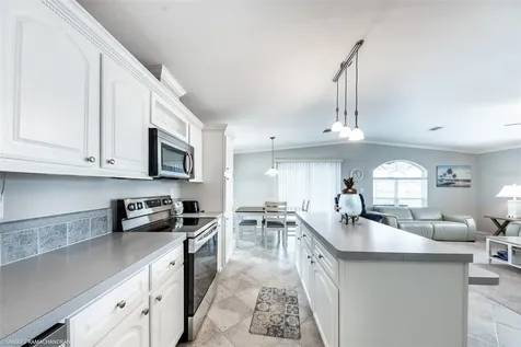 16 Freeman Avenue Punta Gorda FL 33950