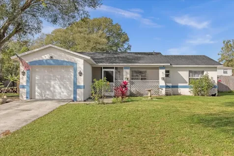 315 Carol Street Mascotte FL 34753