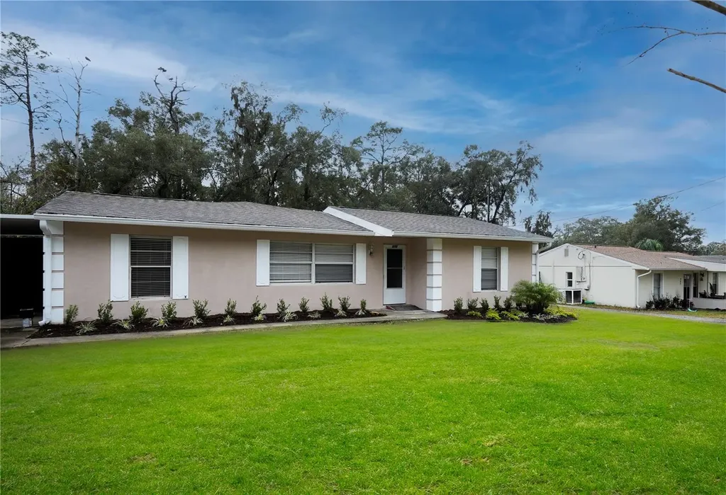 970 Thelma Street Orange City FL 32763