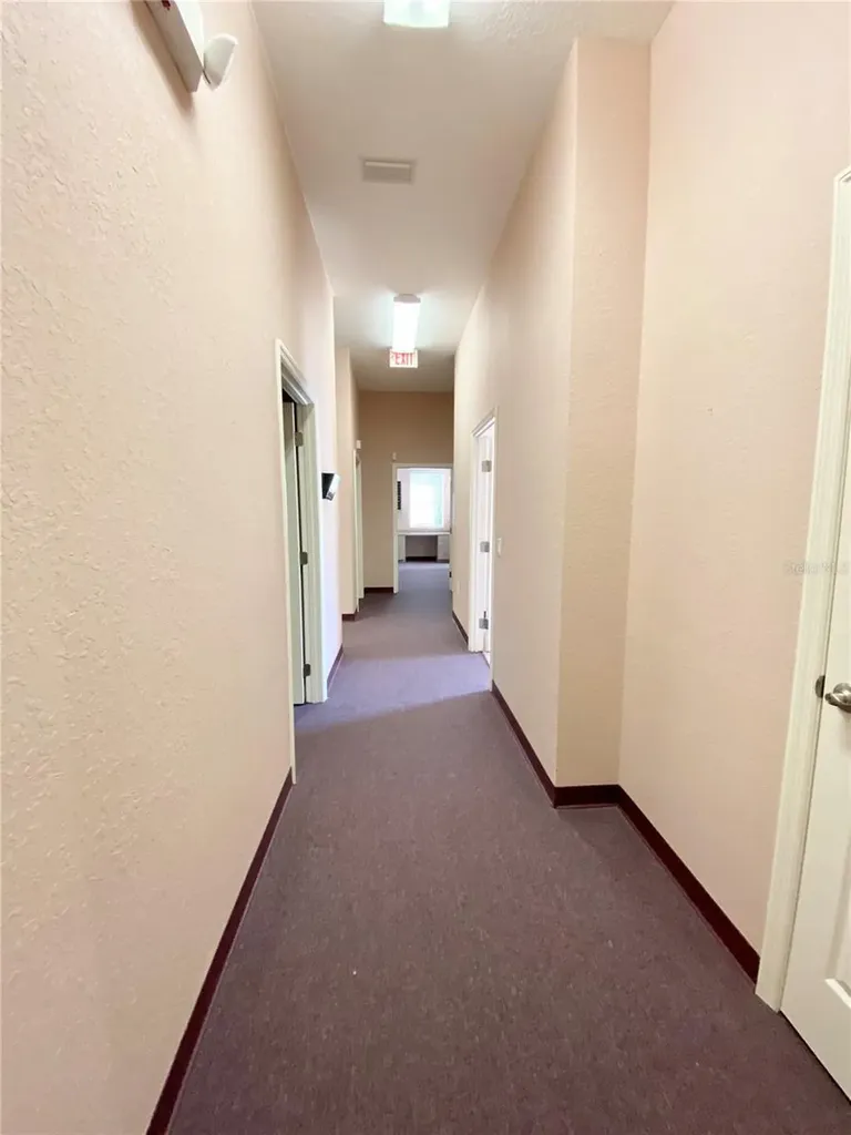 929 Us 27/441 Lady Lake FL 32159