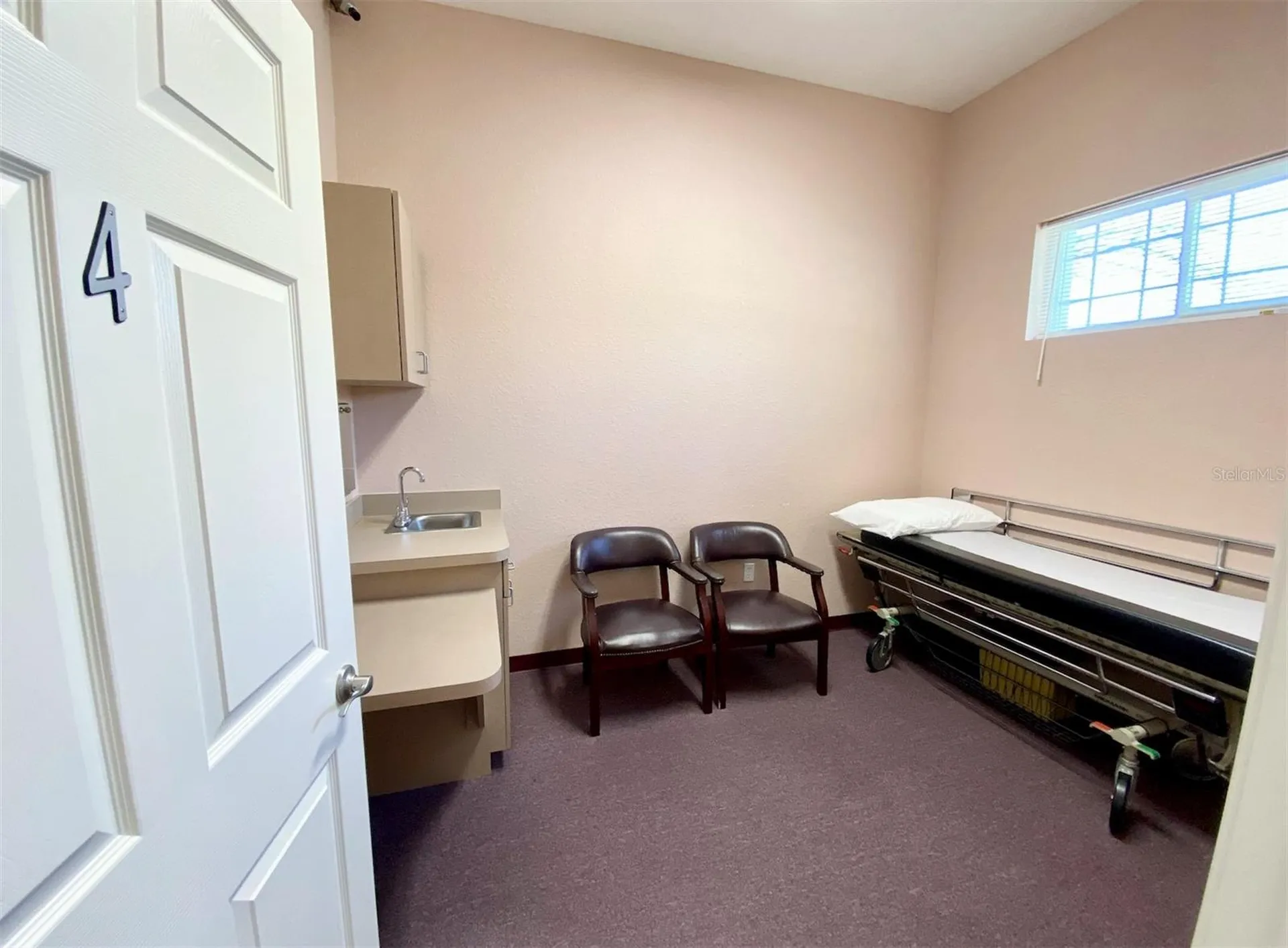 929 Us 27/441 Lady Lake FL 32159