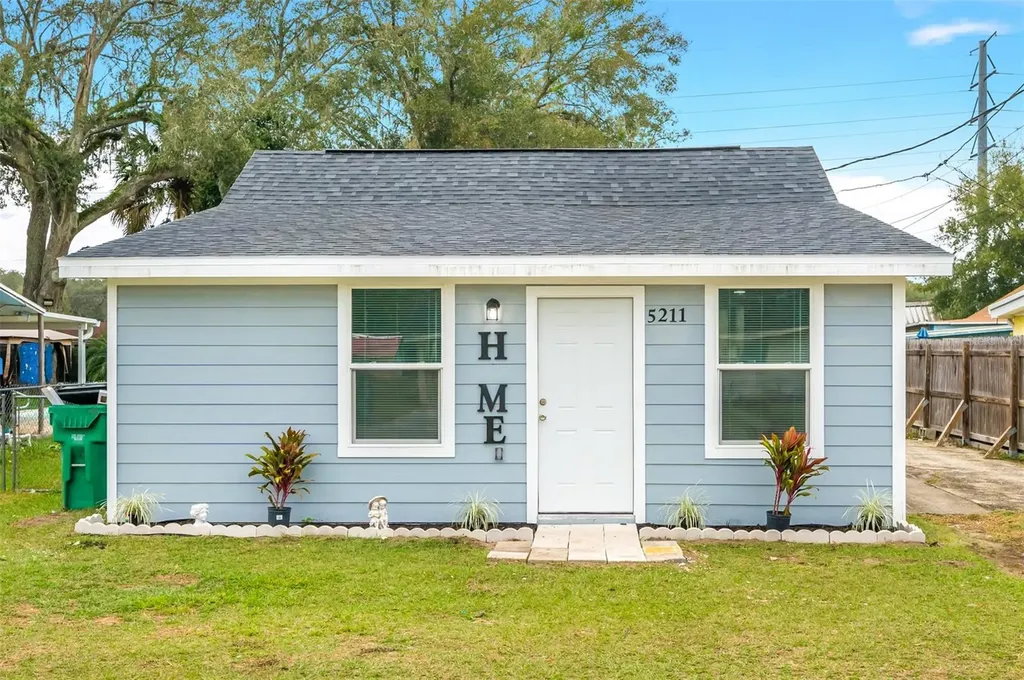 5211 Ridge Street Zephyrhills FL 33542