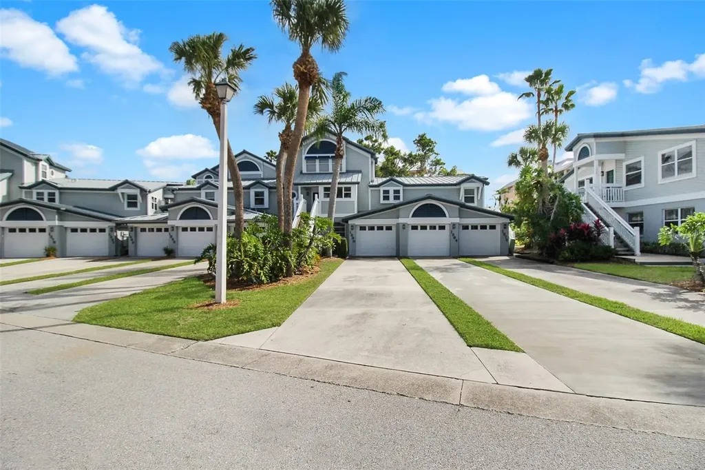 1364 Siesta Bayside Drive Sarasota FL 34242