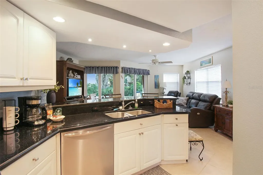 1364 Siesta Bayside Drive Sarasota FL 34242