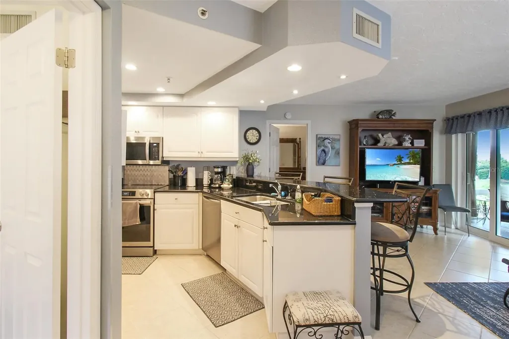 1364 Siesta Bayside Drive Sarasota FL 34242