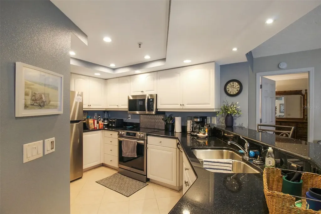 1364 Siesta Bayside Drive Sarasota FL 34242