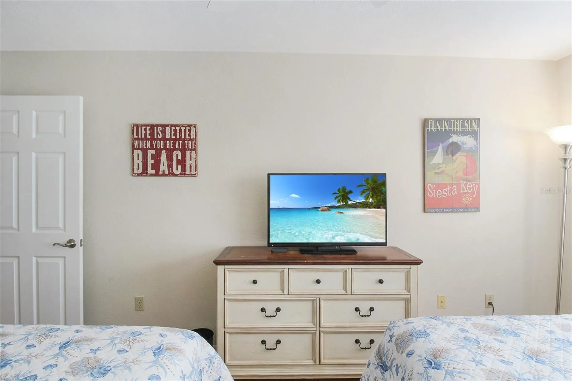 1364 Siesta Bayside Drive Sarasota FL 34242