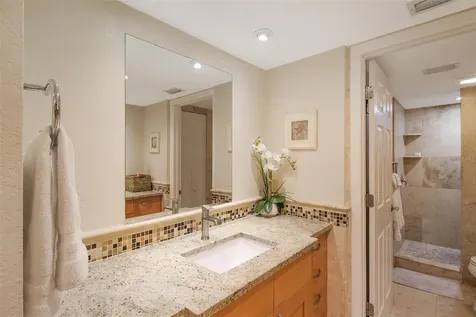 1364 Siesta Bayside Drive Sarasota FL 34242