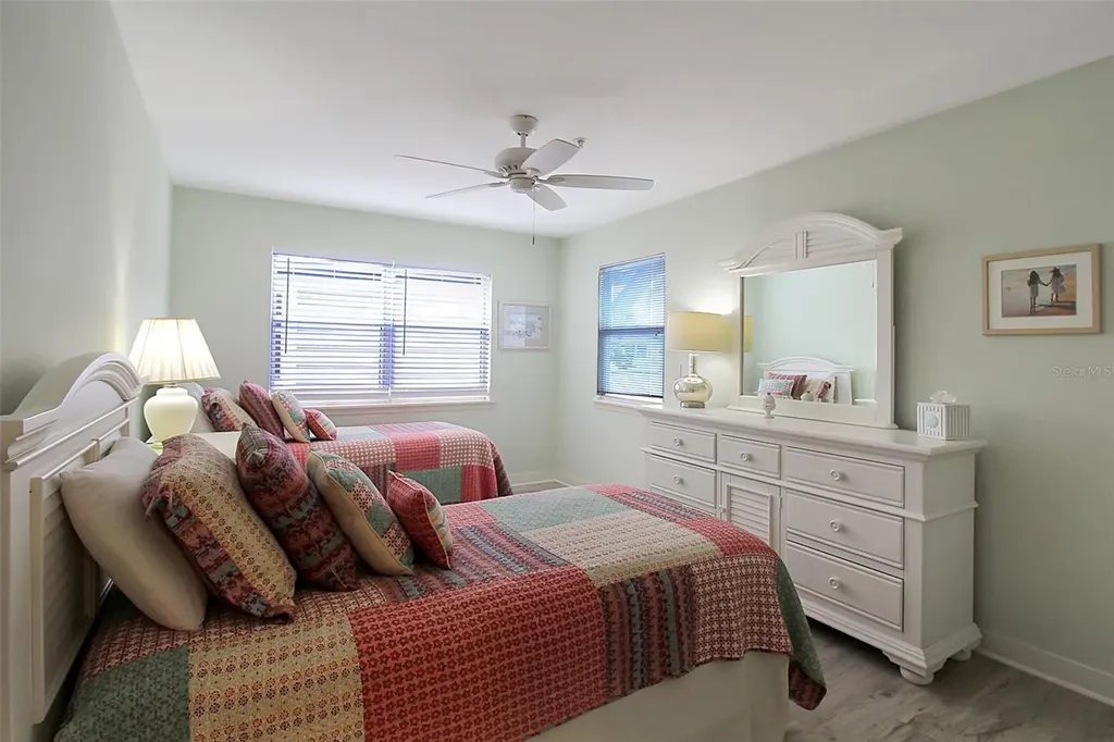 1382 Siesta Bayside Drive Sarasota FL 34242