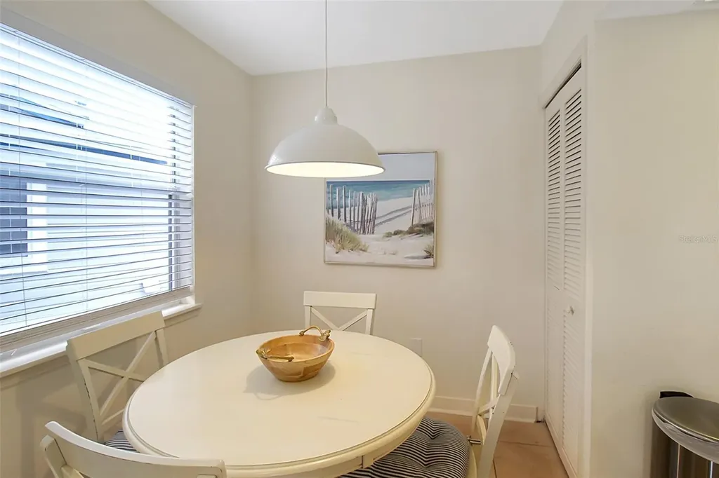 1382 Siesta Bayside Drive Sarasota FL 34242