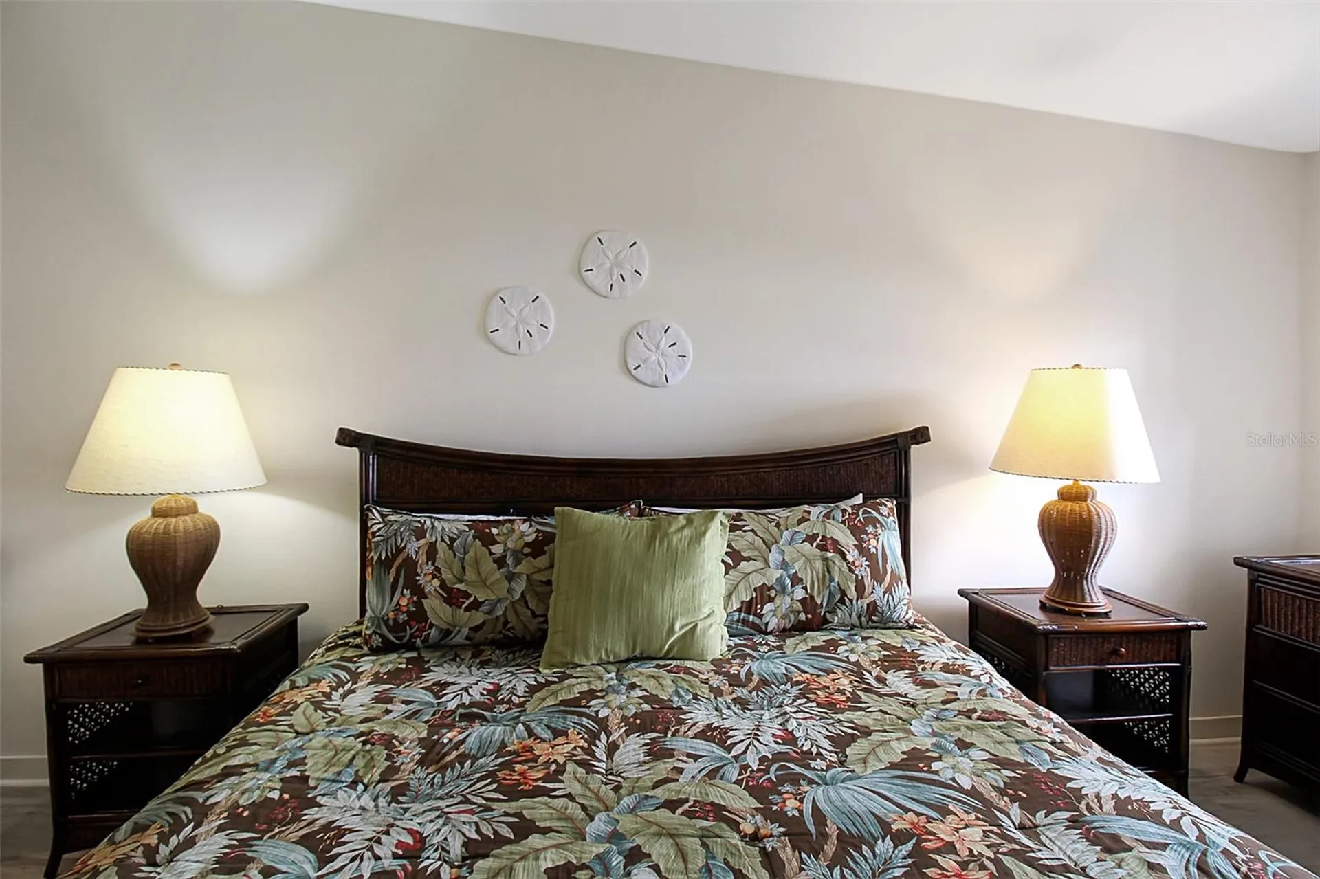 1382 Siesta Bayside Drive Sarasota FL 34242