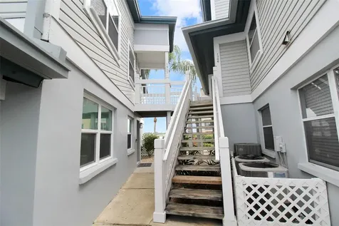 1382 Siesta Bayside Drive Sarasota FL 34242