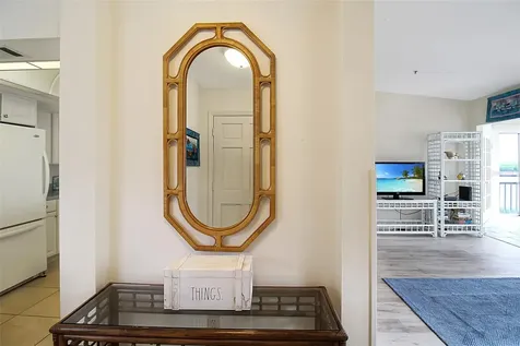 1382 Siesta Bayside Drive Sarasota FL 34242