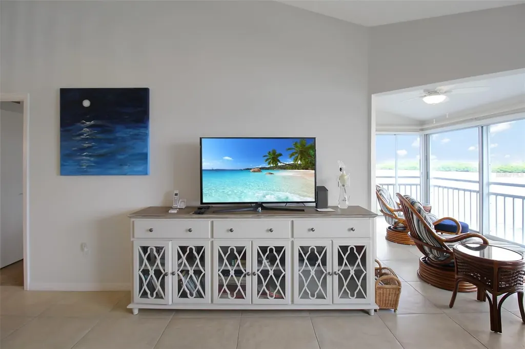 1391 Siesta Bayside Drive Sarasota FL 34242