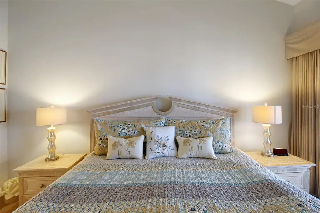 1391 Siesta Bayside Drive Sarasota FL 34242