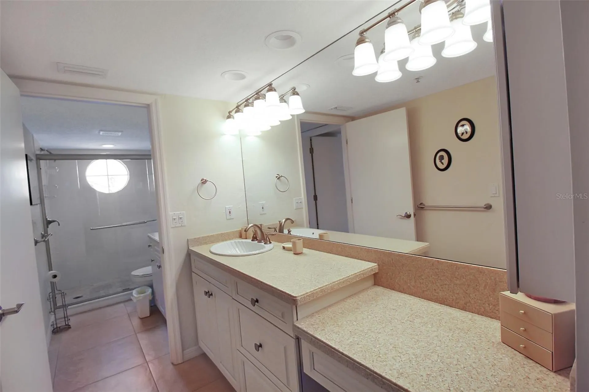 1391 Siesta Bayside Drive Sarasota FL 34242