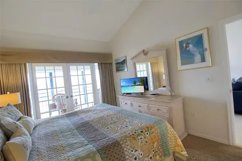 1391 Siesta Bayside Drive Sarasota FL 34242