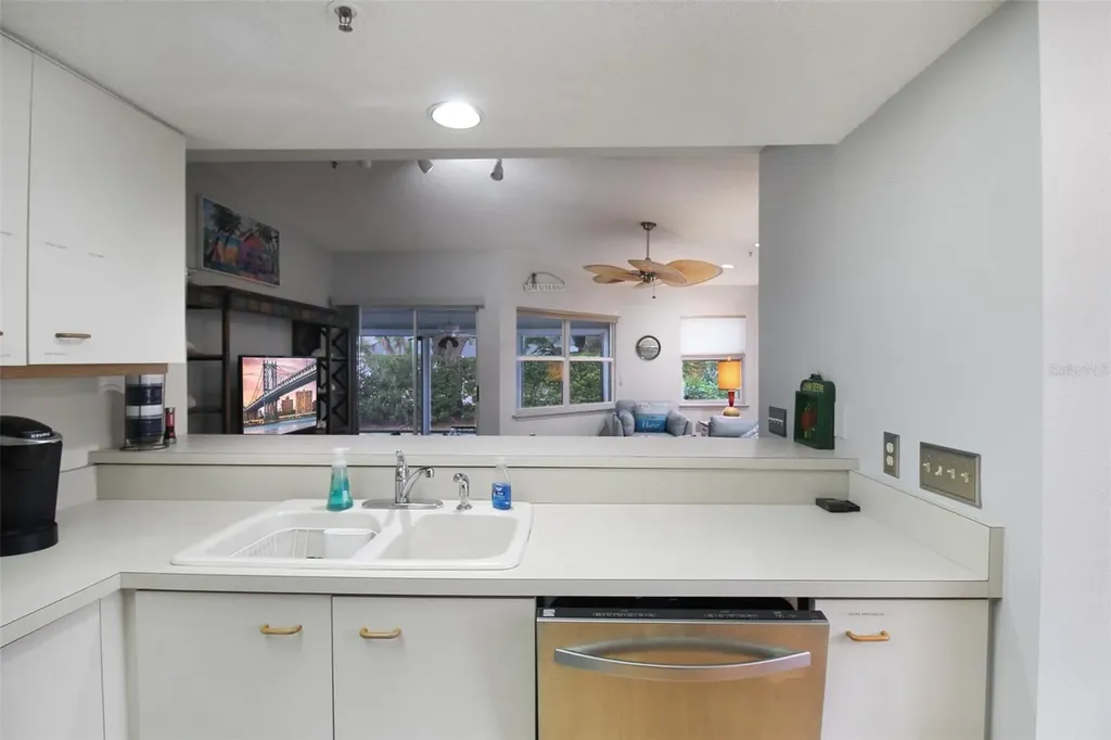 1219 Siesta Bayside Drive Sarasota FL 34242