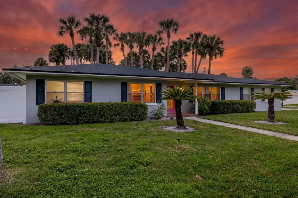 400 S Scott Avenue Sanford FL 32771