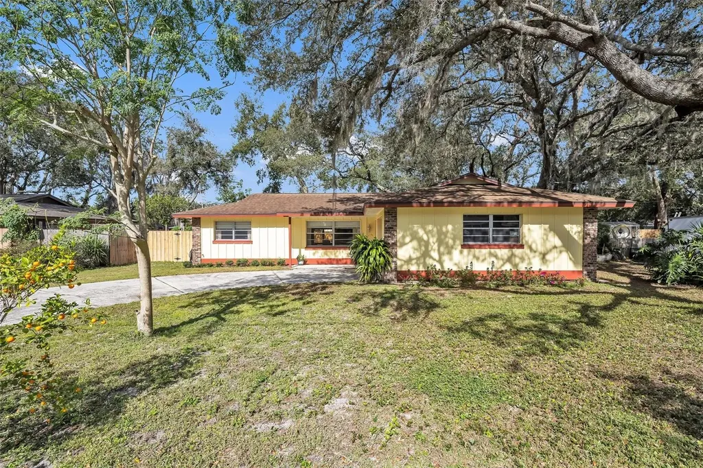 305 Ridge Road Fern Park FL 32730