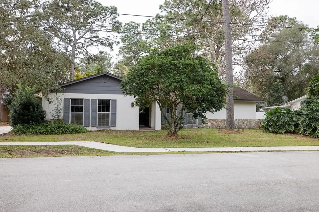 336 E Highland Street Altamonte Springs FL 32701