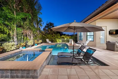 486 E Royal Flamingo Drive Sarasota FL 34236