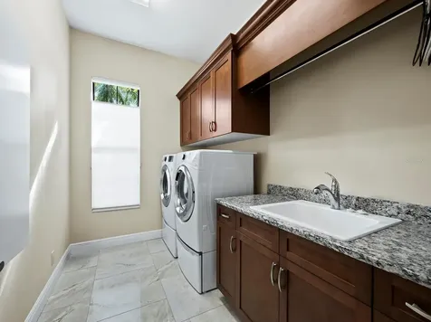 486 E Royal Flamingo Drive Sarasota FL 34236