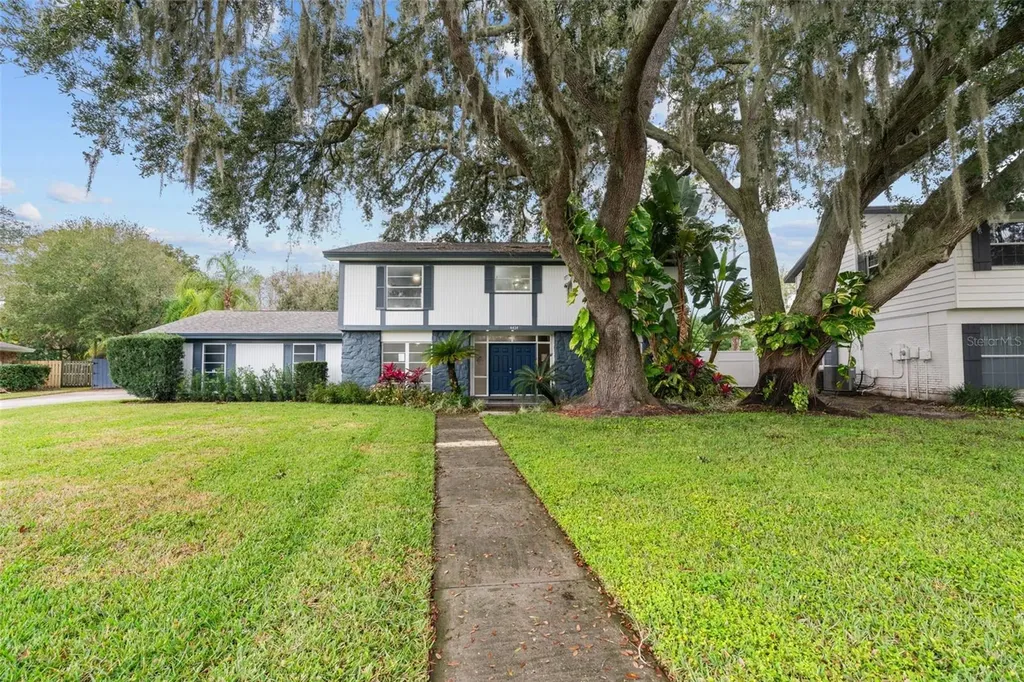4414 Carrollwood Village Drive Tampa FL 33618