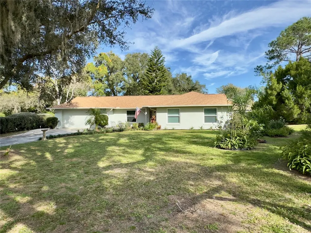 10885 Beverly Court Clermont FL 34711