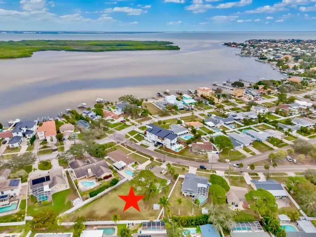 6070 Denver Street NE St Petersburg FL 33703