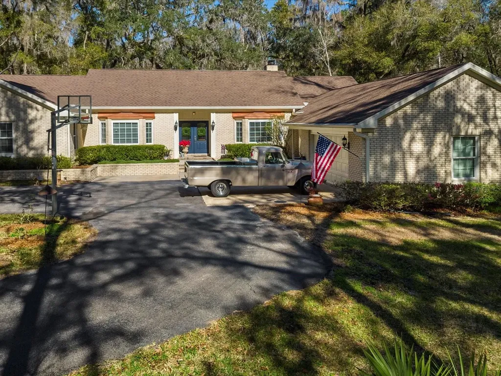 20421 Ted Road Brooksville FL 34601