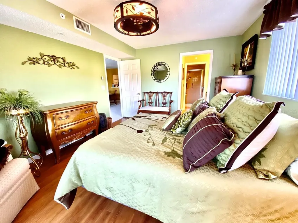 5553 Ashton Lake Drive Sarasota FL 34231