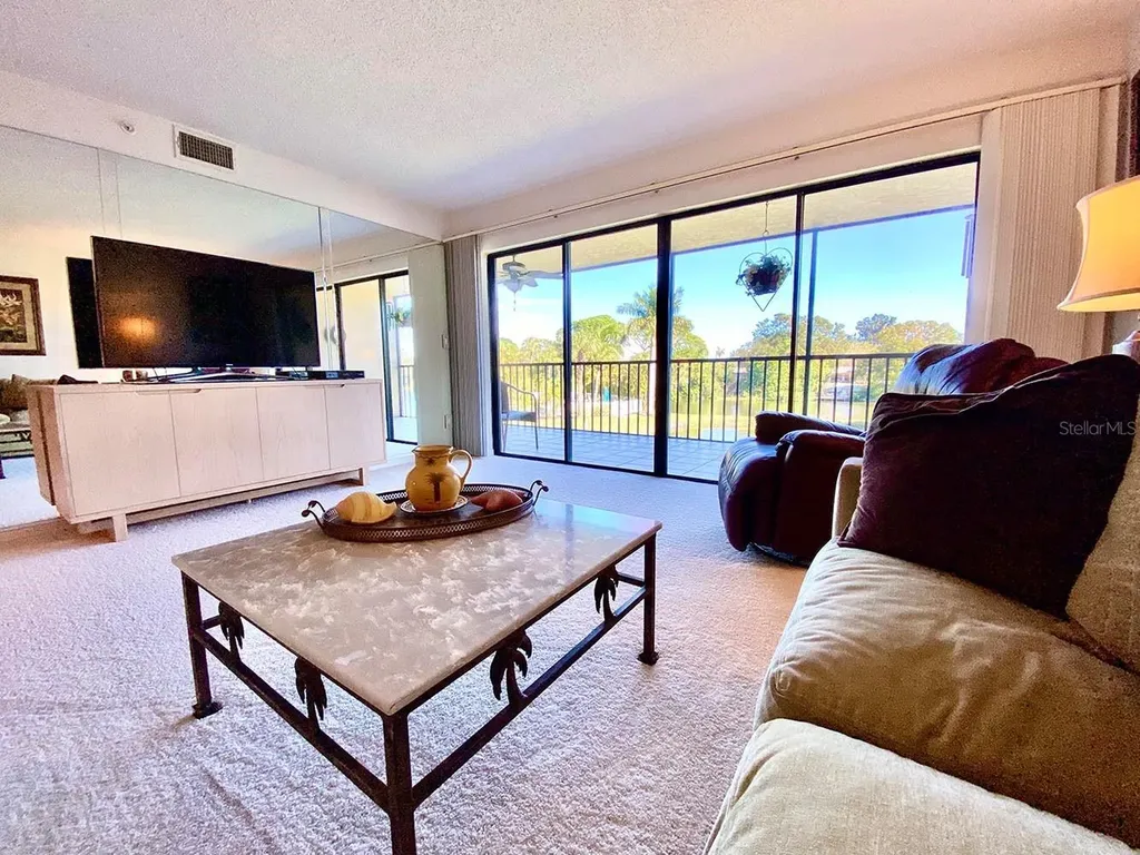 5553 Ashton Lake Drive Sarasota FL 34231