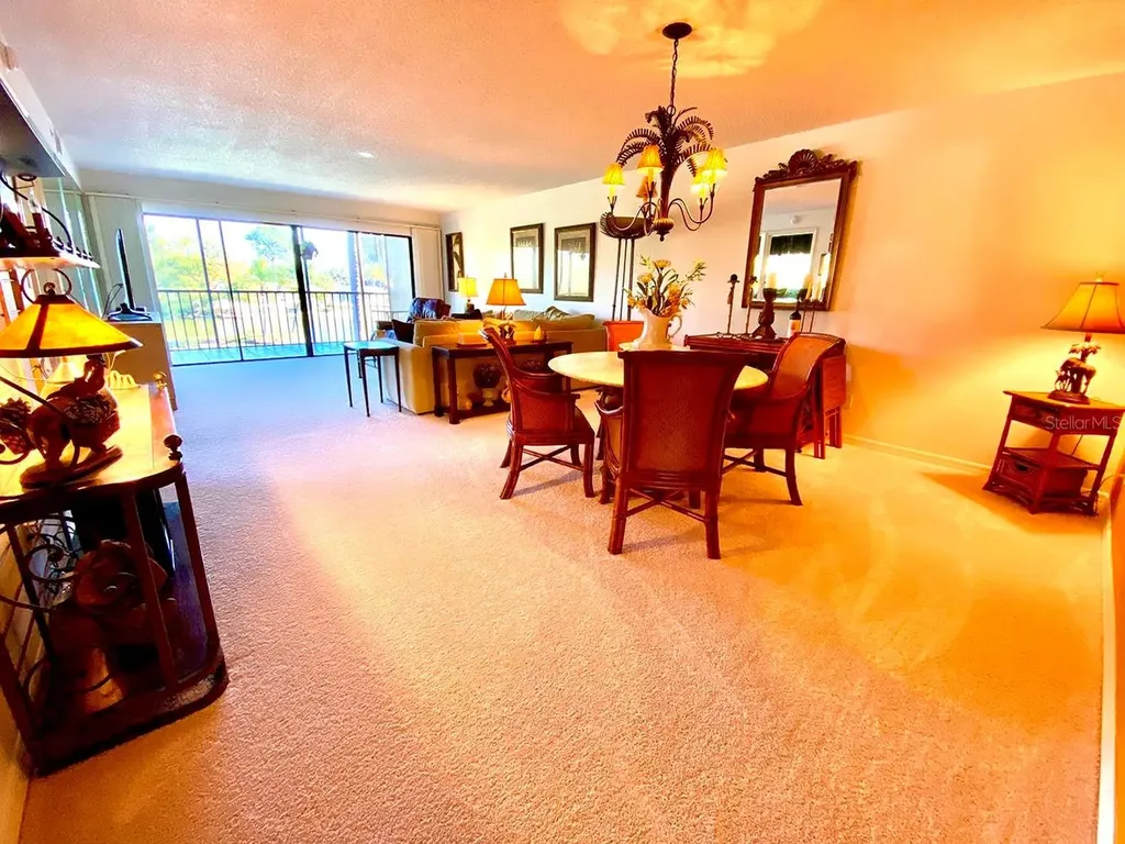 5553 Ashton Lake Drive Sarasota FL 34231