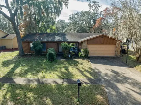 9607 Woodland Ridge Drive Temple Terrace FL 33637